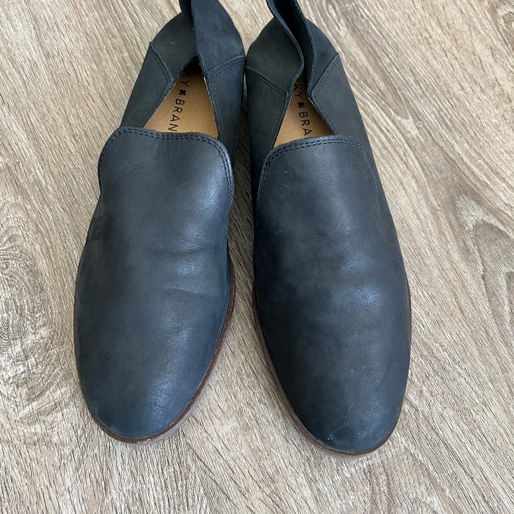 Lucky Brand Cahill Crashback Flats size 8. Black - Picture 2 of 11